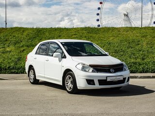 2012 Nissan Tiida I Рестайлинг, белый, 740000 рублей, вид 5