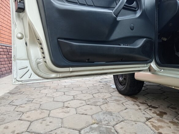 2006 Lada (ВАЗ) 2114, серебристый, 273000 рублей - вид 26