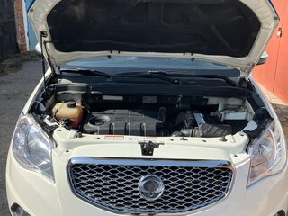 2012 SsangYong Actyon II, белый, 1200000 рублей, вид 2