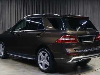 2014 Mercedes-Benz M-Класс 300 III (W166), коричневый, 2099000 рублей, вид 4