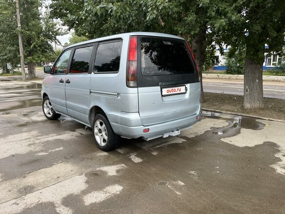 1998 Toyota Lite Ace Noah V, серебристый, 500000 рублей - вид 3