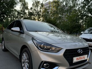 2017 Hyundai Solaris II, бежевый, 1500000 рублей, вид 4