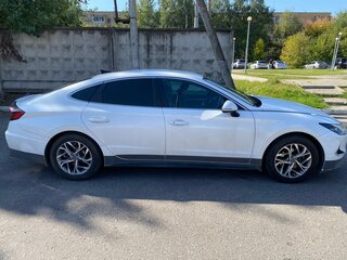 2020 Hyundai Sonata VIII (DN8), белый, 1320000 рублей, вид 3