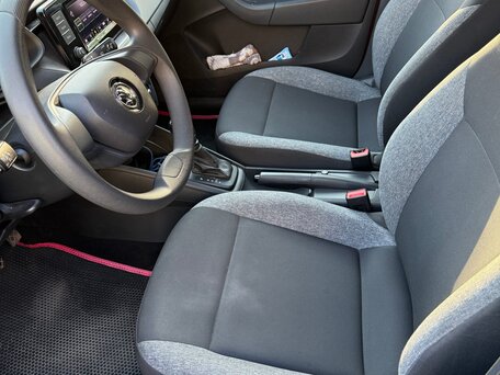 2020 Skoda Rapid II, красный, 1630000 рублей, вид 2
