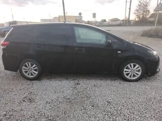 2011 Toyota Wish II, чёрный, 1000000 рублей, вид 4