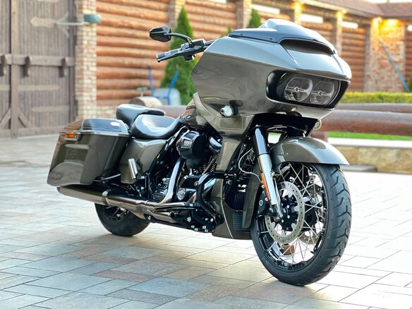 2021 Harley-Davidson CVO Road Glide, золотистый, 3100000 рублей - вид 1