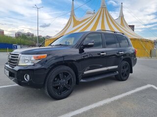 2014 Toyota Land Cruiser 200 Series Рестайлинг 1, чёрный, 3300000 рублей, вид 2