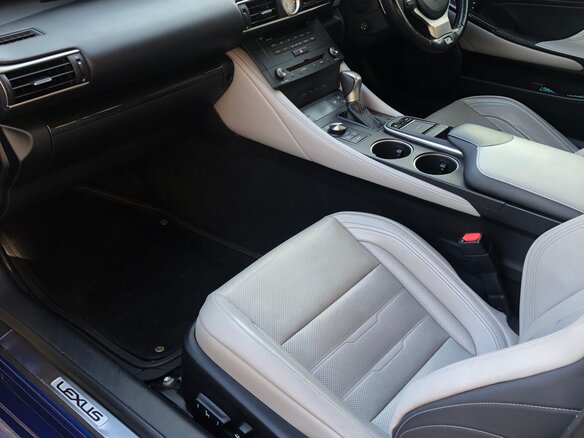 2015 Lexus RC 200t I, синий, 3100000 рублей - вид 14