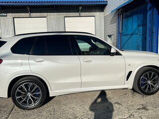 2019 BMW X5 30d IV (G05/G18), белый, 6750000 рублей, вид 5