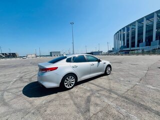 2017 Kia Optima IV, серебристый, 1700000 рублей, вид 5