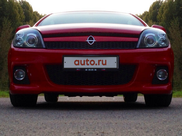 2010 Opel Astra OPC H, красный - вид 3
