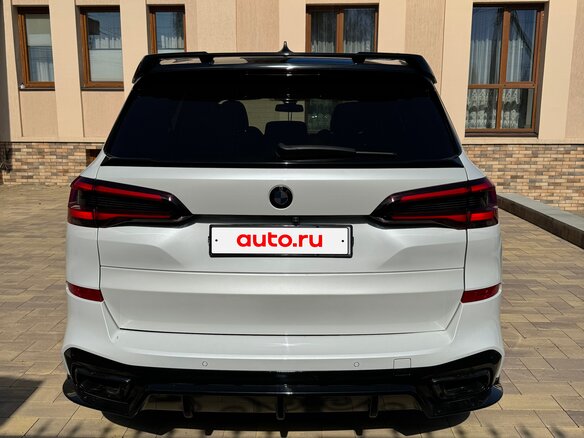 2021 BMW X5 30d IV (G05/G18), белый, 10150000 рублей - вид 5