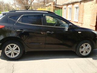 2013 Hyundai ix35 I, чёрный, 1300000 рублей, вид 2