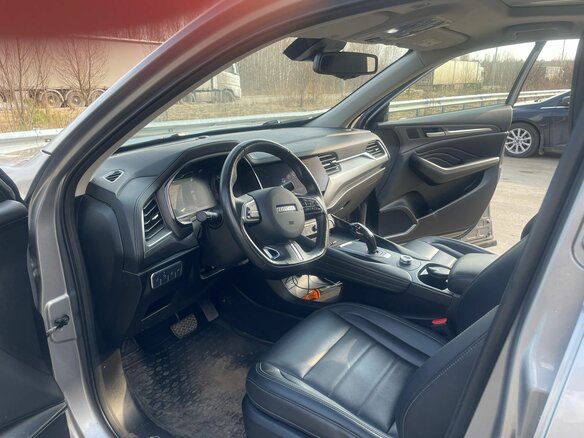 2021 Haval F7x I, серый, 1850000 рублей - вид 4