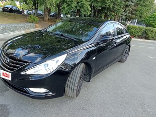 2010 Hyundai Sonata VI (YF), чёрный, 1050000 рублей, вид 2