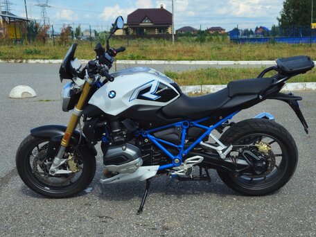 2017 BMW R 1200 R, белый, 1200000 рублей, вид 1
