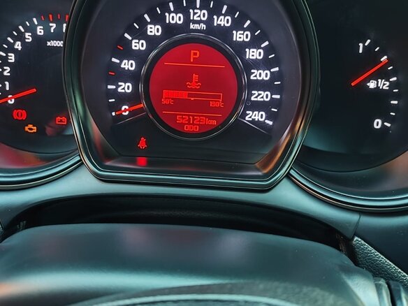 2018 Kia Ceed II Рестайлинг, серебристый, 1900000 рублей - вид 6