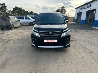 2016 Toyota Voxy III (R80), чёрный, 1740000 рублей, вид 2