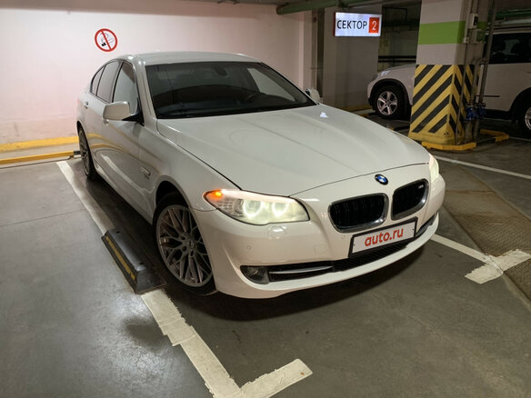 2012 BMW 5 серии 528i xDrive VI (F10/F11/F07), белый - вид 3