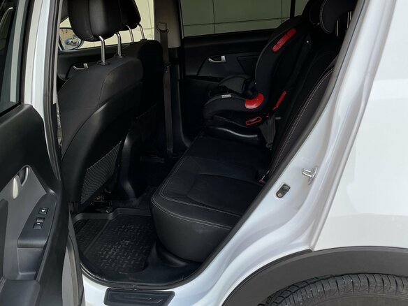 2012 Kia Sportage III, белый, 950000 рублей - вид 13