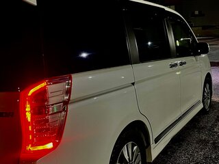 2012 Honda Stepwgn Spada IV Рестайлинг, белый, 2150000 рублей, вид 5