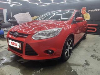 2013 Ford Focus III, красный, 840000 рублей, вид 1