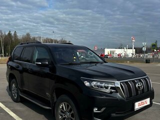 2018 Toyota Land Cruiser Prado 150 Series Рестайлинг 2, чёрный, 4099000 рублей, вид 3