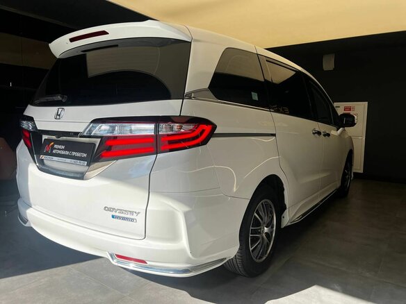 2021 Honda Odyssey V Рестайлинг 2, белый - вид 4