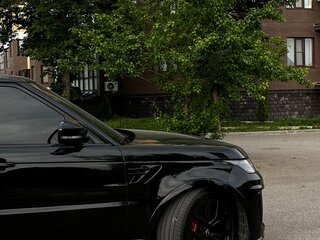 2019 Land Rover Range Rover Sport SVR II Рестайлинг, чёрный, 8699999 рублей, вид 3