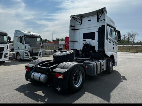 2023 FAW J7, белый, 8300000 рублей, вид 2