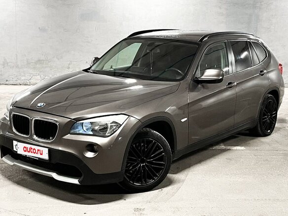 2011 BMW X1 18i I (E84), коричневый, 1390000 рублей
