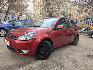 2007 Ford Fiesta Mk5, красный, 405000 рублей, вид 1