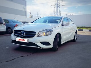 2013 Mercedes-Benz A-Класс 200 III (W176), белый, 1490000 рублей, вид 1