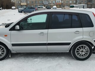 2007 Ford Fusion I Рестайлинг, серебристый, 540000 рублей, вид 5