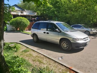 2000 Dodge Caravan III, серебристый, 400000 рублей, вид 3