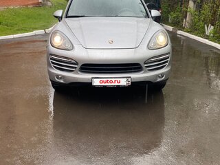 2012 Porsche Cayenne II (958), серебристый, 2300000 рублей, вид 3