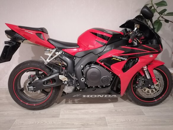 2006 Honda CBR 1000 RR/RA Fireblade, красный, 650000 рублей - вид 8