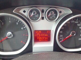 2011 Ford Focus II Рестайлинг, красный, 700000 рублей, вид 4