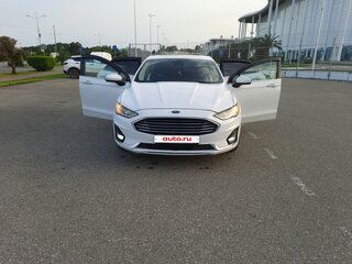 2020 Ford Fusion (North America) II Рестайлинг, белый, 1250000 рублей, вид 2