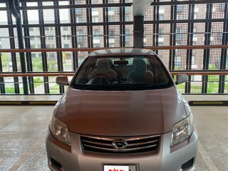 2010 Toyota Corolla Axio X (E140, E150) Рестайлинг, серебристый, 1100000 рублей, вид 3