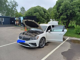 2016 Volkswagen Passat (North America and China) I Рестайлинг, белый, 1700000 рублей, вид 3