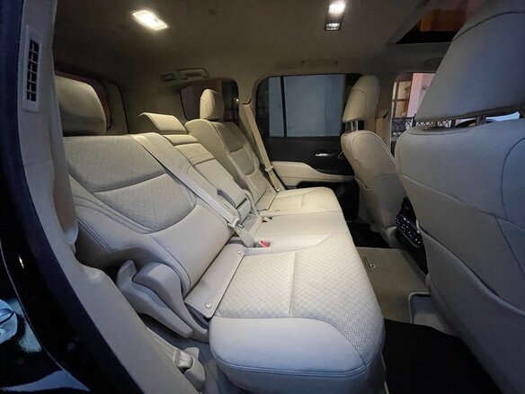 2021 Toyota Land Cruiser Arctic Trucks AT35 300 Series, чёрный, 15000000 рублей - вид 10