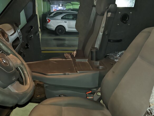 2014 Renault Master, бежевый, 1300000 рублей - вид 13