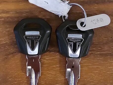 2022 Triumph Tiger Sport 660, синий, 800000 рублей, вид 2