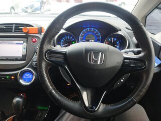 2013 Honda Fit Shuttle I Рестайлинг, серебристый, 1180000 рублей, вид 2