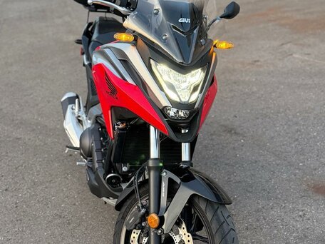 2022 Honda NC 750X, красный, 1150000 рублей, вид 2