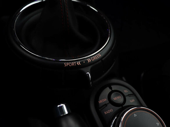 2015 Mini Hatch JCW III (F55/F56), красный - вид 13