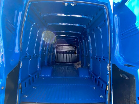 2024 Iveco Daily, синий, 8500000 рублей - вид 14