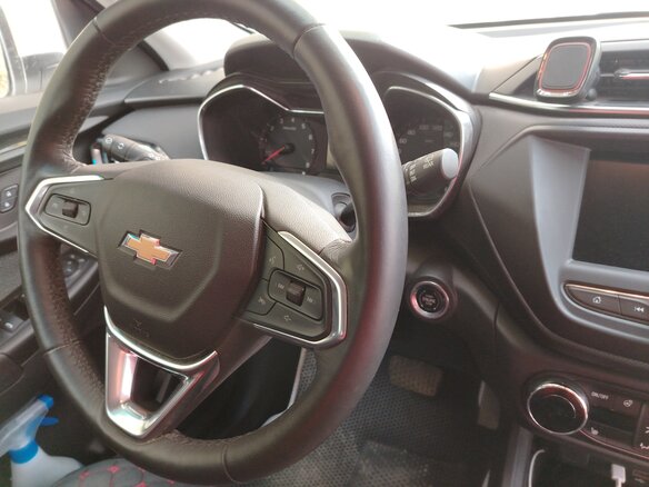 2021 Chevrolet TrailBlazer III, белый, 2250000 рублей - вид 10
