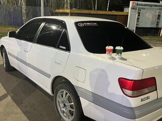 1998 Toyota Carina VII (T210), белый, 550000 рублей, вид 3